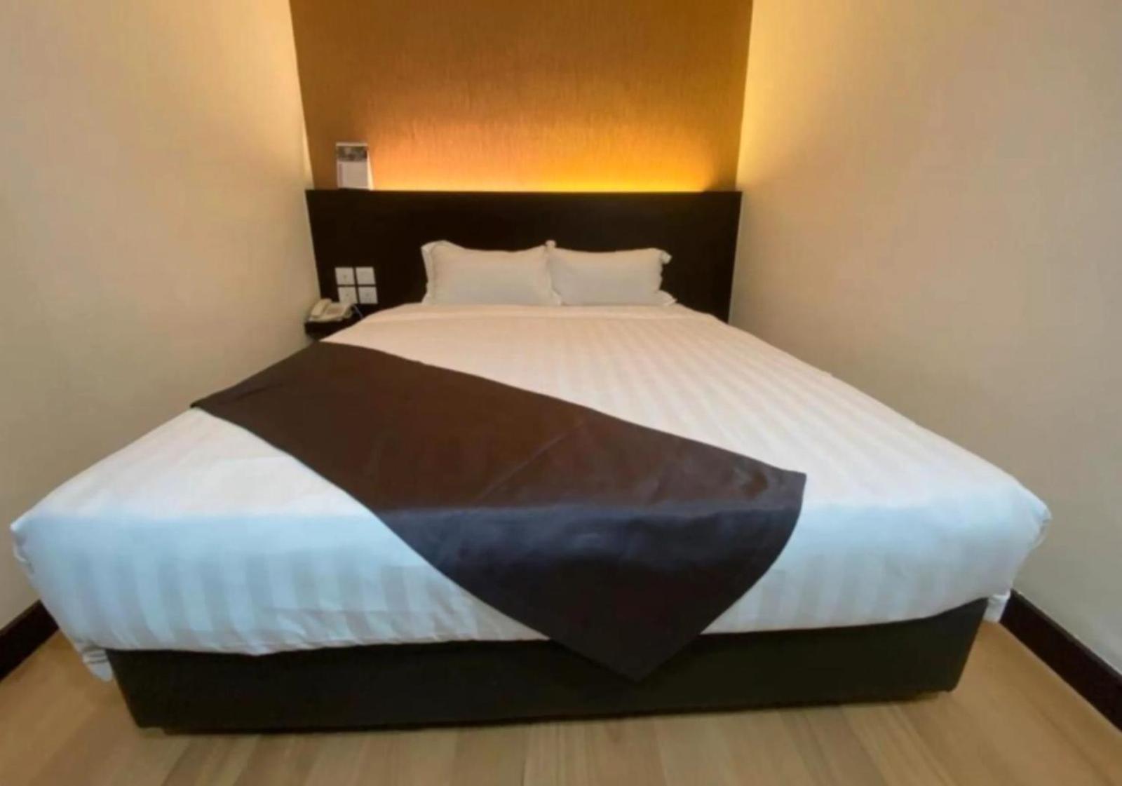 Ezzyhome Kebun Teh Hotel