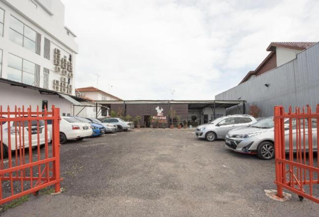 Hotel Ezzyhome Kebun Teh